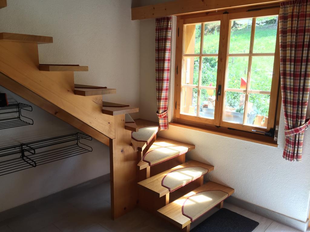 Chalet Charming Grächen Szoba fotó